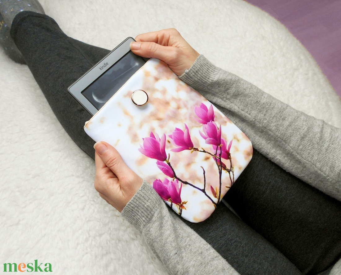 TULIPÁNFA 6-12 - Textil Kindle / E-book tok / Tablet tok - VÁLASZTHATÓ MÉRET! - táska & tok - ebook & tablet tok - Meska.hu TULIPÁNFA 6-12 - Textil Kindle / E-book tok / Tablet tok - VÁLASZTHATÓ MÉRET! - táska & tok - ebook & tablet tok - Meska.hu