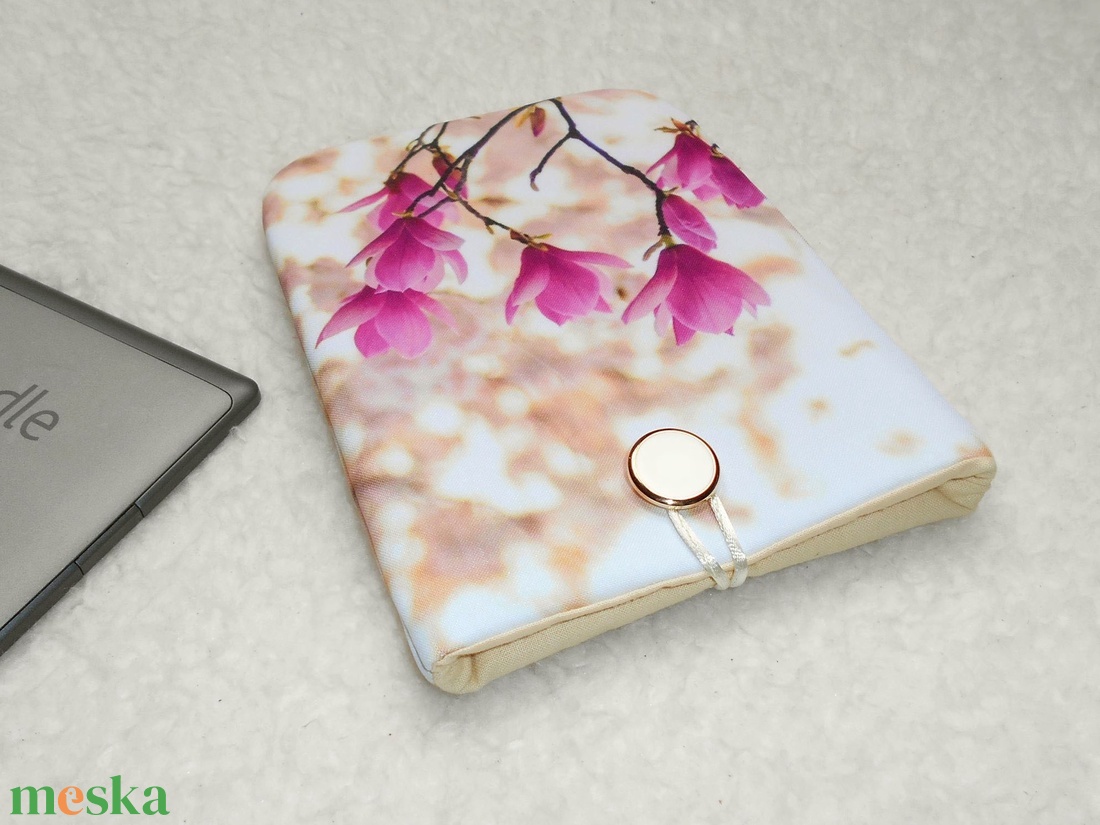 TULIPÁNFA 6-12 - Textil Kindle / E-book tok / Tablet tok - VÁLASZTHATÓ MÉRET! - táska & tok - ebook & tablet tok - Meska.hu TULIPÁNFA 6-12 - Textil Kindle / E-book tok / Tablet tok - VÁLASZTHATÓ MÉRET! - táska & tok - ebook & tablet tok - Meska.hu