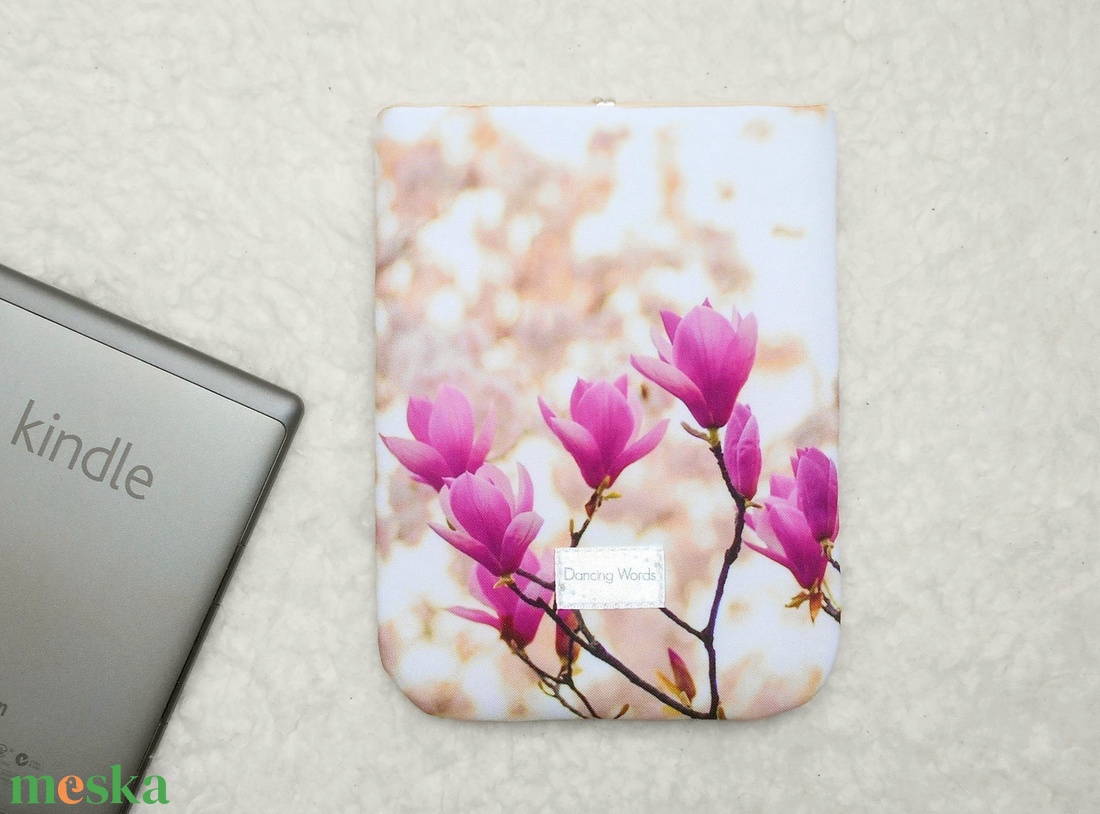 TULIPÁNFA 6-12 - Textil Kindle / E-book tok / Tablet tok - VÁLASZTHATÓ MÉRET! - táska & tok - ebook & tablet tok - Meska.hu TULIPÁNFA 6-12 - Textil Kindle / E-book tok / Tablet tok - VÁLASZTHATÓ MÉRET! - táska & tok - ebook & tablet tok - Meska.hu
