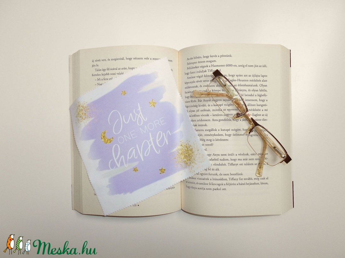Csak még egy fejezetet - feliratos, mintás vastag anyagú mikroszálas törlőkendő szemüvegre, mobiltelefonra, tabletre -  - Meska.hu