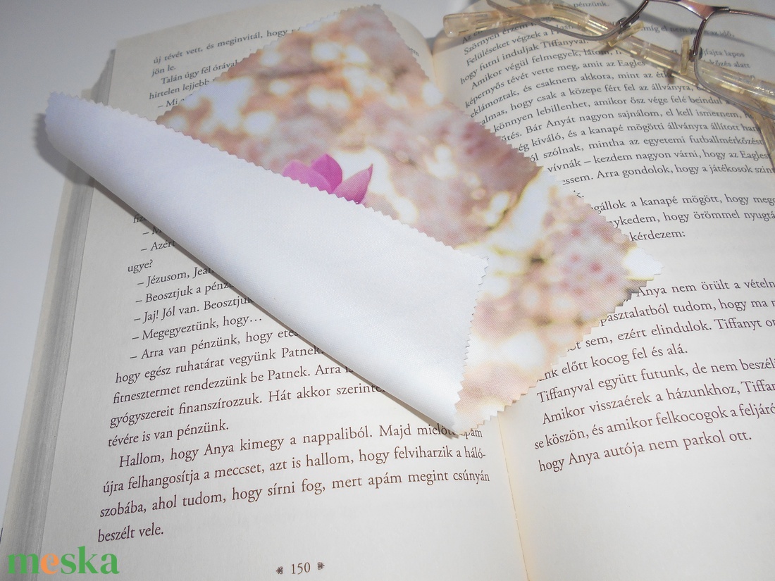 TULIPÁNFA mintás vastag anyagú mikroszálas törlőkendő szemüvegre, mobiltelefonra, tabletre - szépségápolás - egészségmegőrzési kellékek - Meska.hu TULIPÁNFA mintás vastag anyagú mikroszálas törlőkendő szemüvegre, mobiltelefonra, tabletre - szépségápolás - egészségmegőrzési kellékek - Meska.hu