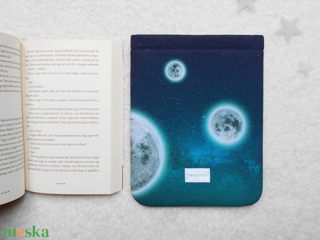 HOLD GYERMEKE - Könyv Védő Tok, Könyvölelő, Könyvvászon - VÁLASZTHATÓ MÉRET! - táska & tok - ebook & tablet tok - Meska.hu HOLD GYERMEKE - Könyv Védő Tok, Könyvölelő, Könyvvászon - VÁLASZTHATÓ MÉRET! - táska & tok - ebook & tablet tok - Meska.hu