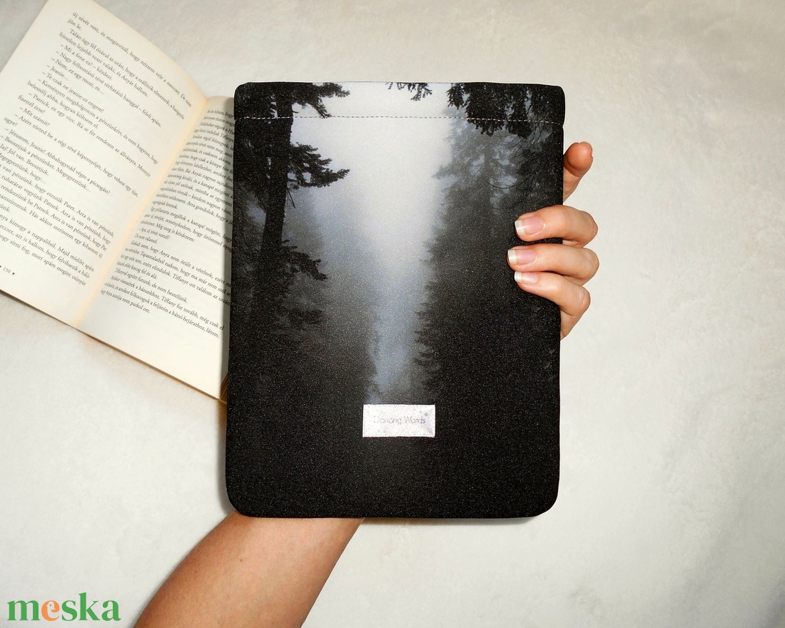 DARKNESS - Könyv Védő Tok, Könyvölelő, Könyvvászon - NORMÁL MÉRET! - táska & tok - ebook & tablet tok - Meska.hu DARKNESS - Könyv Védő Tok, Könyvölelő, Könyvvászon - NORMÁL MÉRET! - táska & tok - ebook & tablet tok - Meska.hu