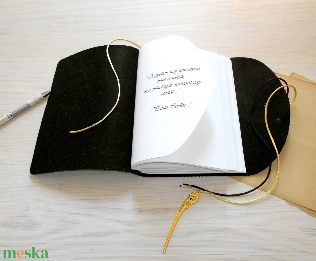 ' DARK MAGIC ' Műbőr Napló A5 - otthon & életmód - papír, írószer - jegyzetfüzet & napló - Meska.hu