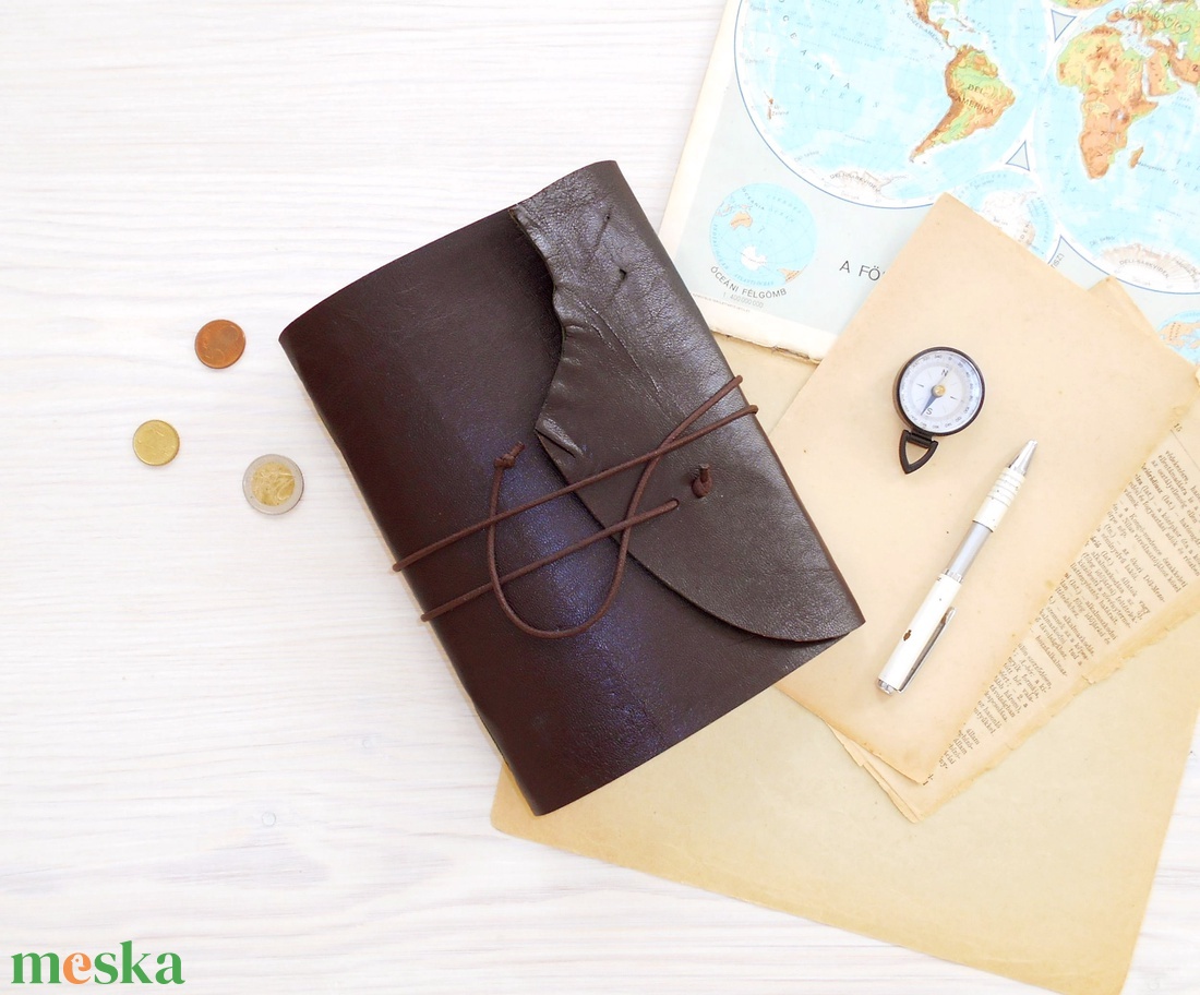 VIKING - Valódi bőr borítású kézműves napló A5 méretben - Vegvísir motívummal - otthon & életmód - papír, írószer - jegyzetfüzet & napló - Meska.hu