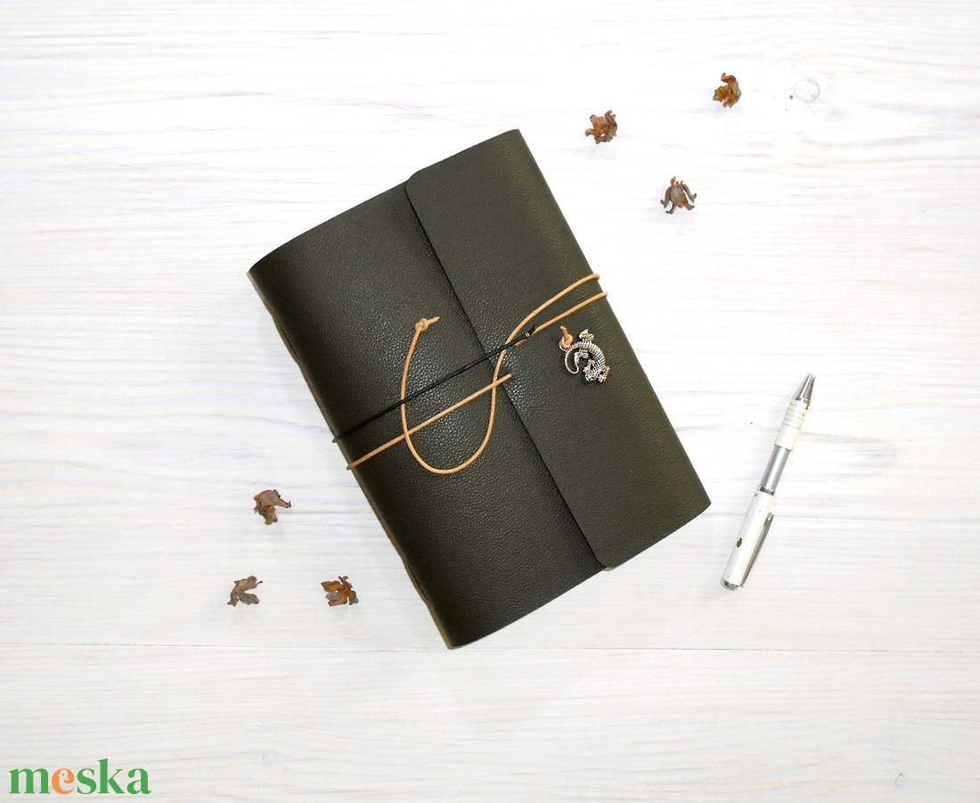 ERDŐ - Valódi bőr borítású napló A5 méretben - otthon & életmód - papír, írószer - jegyzetfüzet & napló - Meska.hu