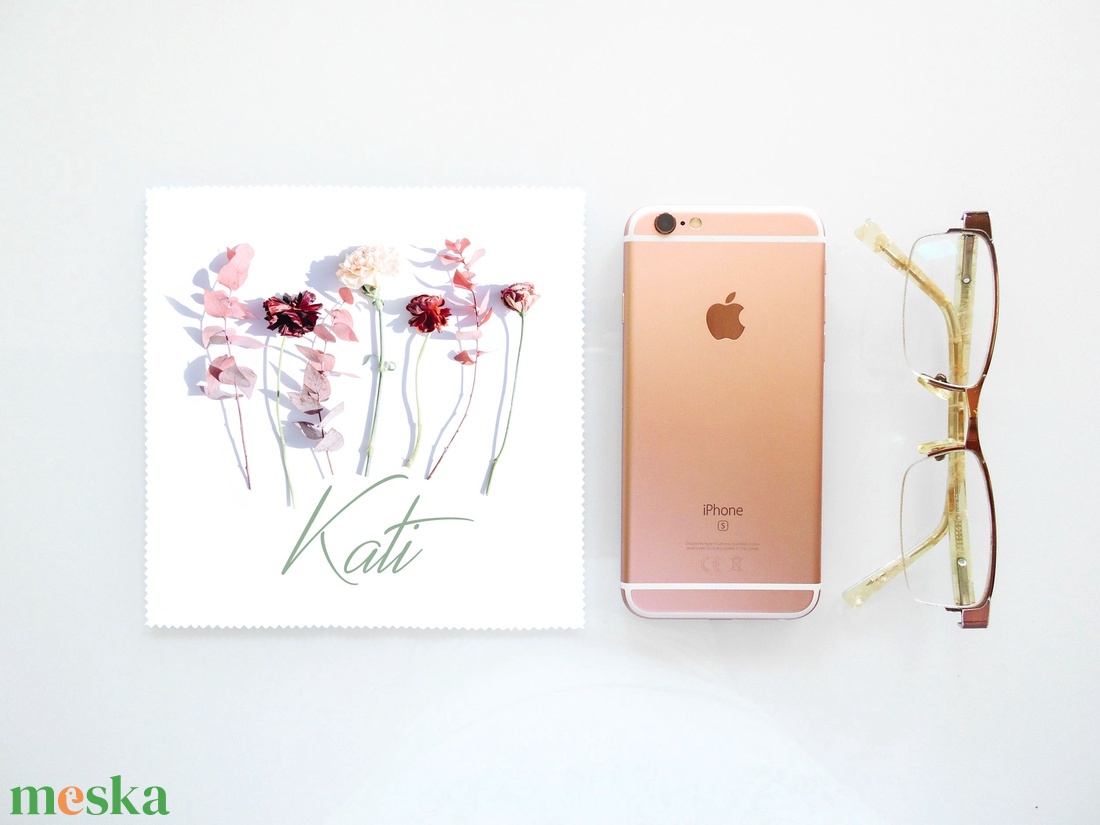 VIRÁGOK - NÉVRE SZÓLÓ - vastag anyagú mikroszálas törlőkendő szemüvegre, mobiltelefonra, tabletre - táska & tok - pénztárca & más tok - szemüvegtok - Meska.hu