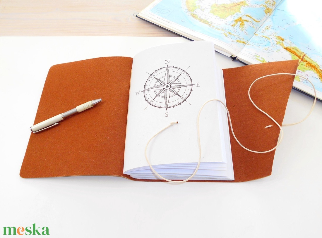 KALANDOR - Valódi bőr borítású kézműves napló A5 méretben - Iránytű motívummal - otthon & életmód - papír, írószer - jegyzetfüzet & napló - Meska.hu