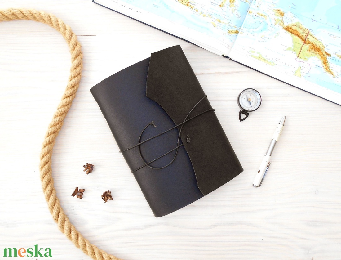 KALANDOR - Valódi bőr borítású kézműves napló A5 méretben - Iránytű motívummal - otthon & életmód - papír, írószer - jegyzetfüzet & napló - Meska.hu