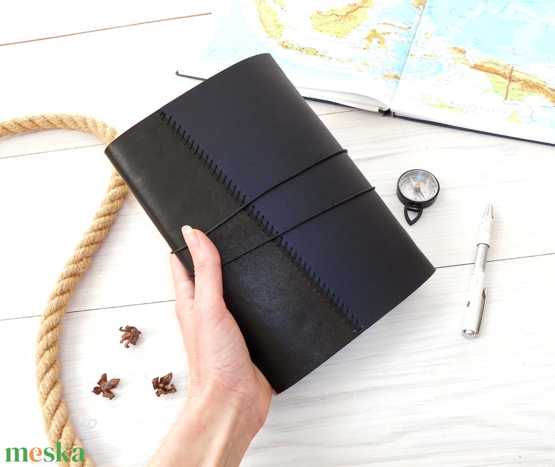 KALANDOR - Valódi bőr borítású kézműves napló A5 méretben - Iránytű motívummal - otthon & életmód - papír, írószer - jegyzetfüzet & napló - Meska.hu