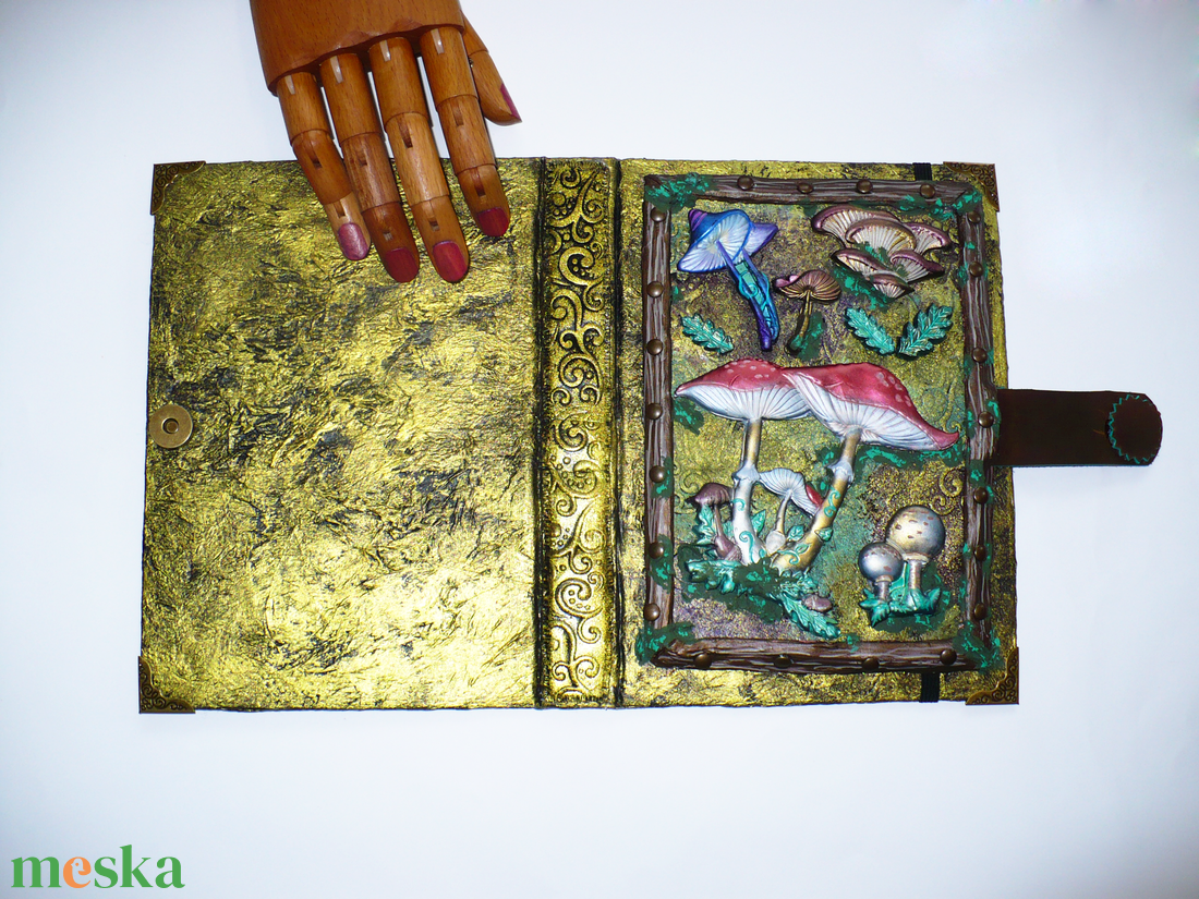 Shroomy könyvborító A/5 - otthon & életmód - papír, írószer - könyv- és füzetborító - Meska.hu