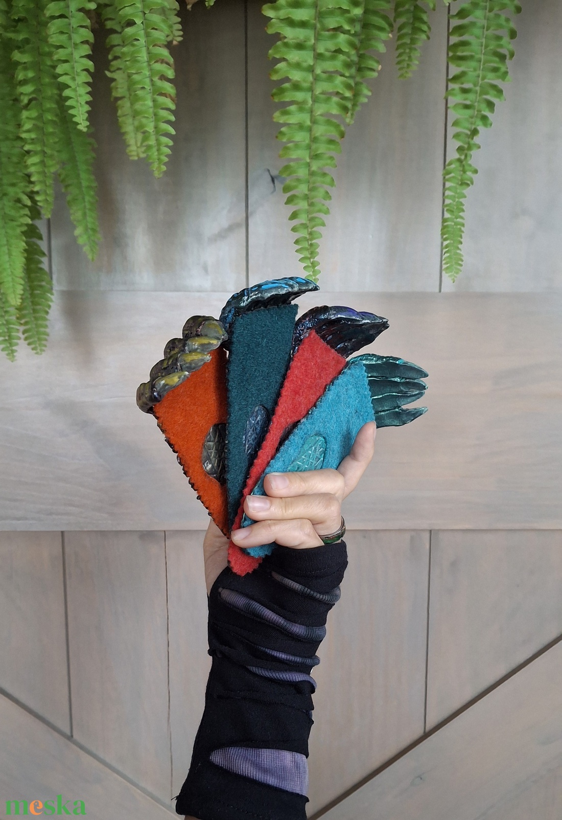 KaromMarker (sötétben világító könyvjelző) - könyv & zene - könyvjelző - Meska.hu