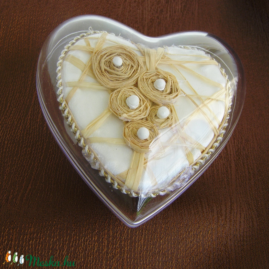 Eljegyzéshez/esküvőre szív alakú gyűrűtartó doboz -  - Meska.hu