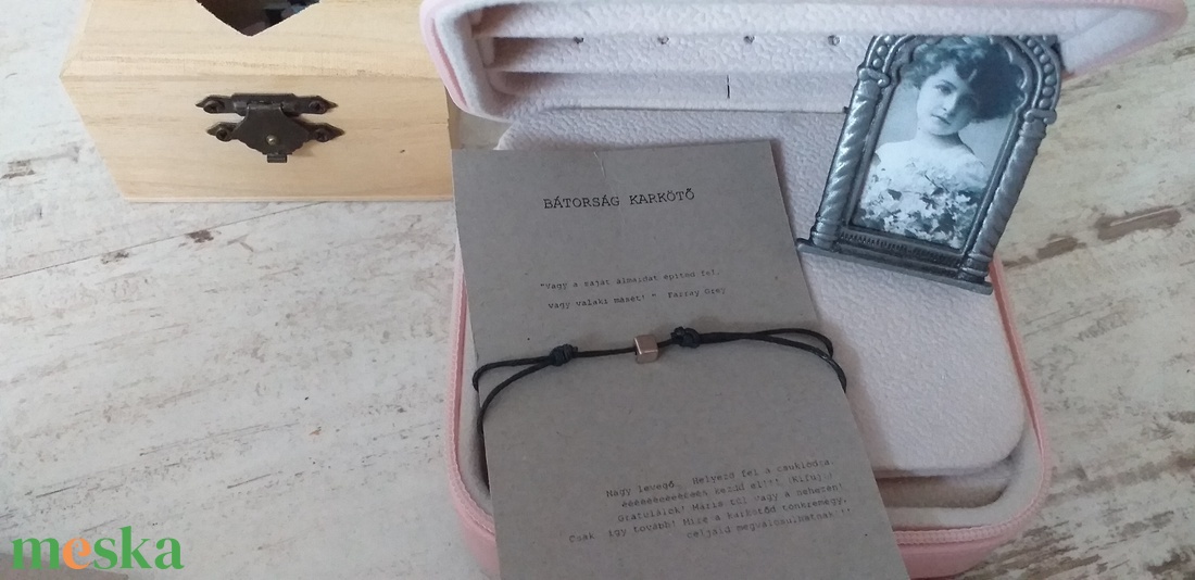 Minimalista ezüst kocka karkötő - ékszer - karkötő - gyöngyös karkötő - Meska.hu Minimalista ezüst kocka karkötő - ékszer - karkötő - gyöngyös karkötő - Meska.hu