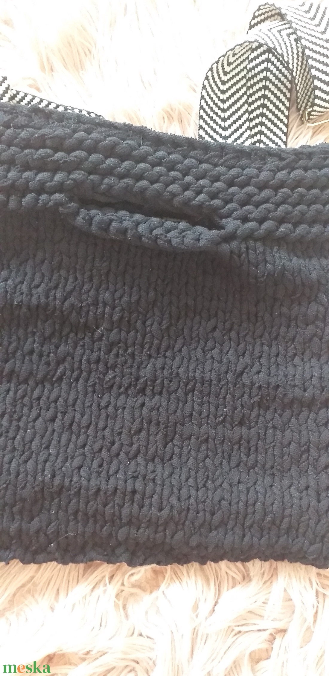 Fekete színű tavaszi kötött kézi táska - táska & tok - bevásárlás & shopper táska - shopper, textiltáska, szatyor - Meska.hu