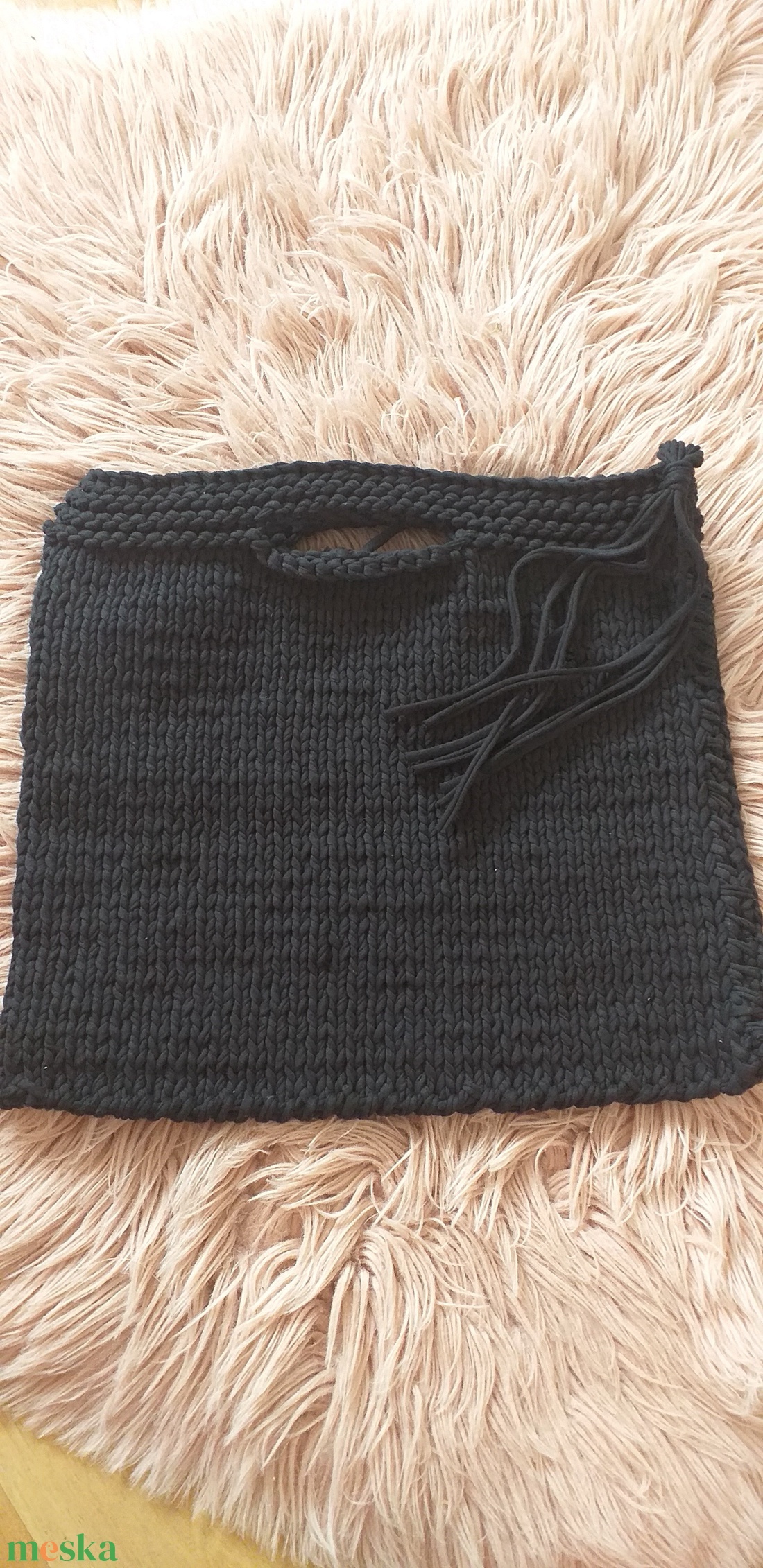 Fekete színű tavaszi nagyméretű kötött táska - táska & tok - bevásárlás & shopper táska - shopper, textiltáska, szatyor - Meska.hu Fekete színű tavaszi nagyméretű kötött táska - táska & tok - bevásárlás & shopper táska - shopper, textiltáska, szatyor - Meska.hu