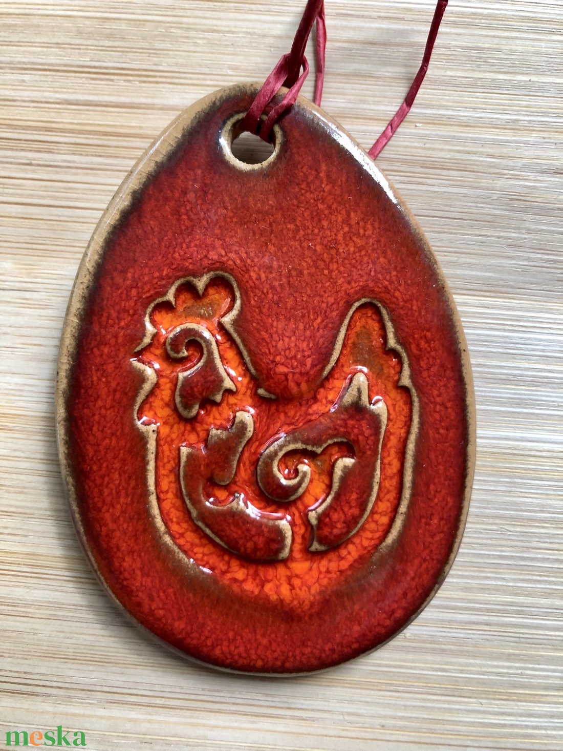 Tűzpiros csirkés tojás függő dísz - otthon & életmód - dekoráció - dísztárgy - Meska.hu