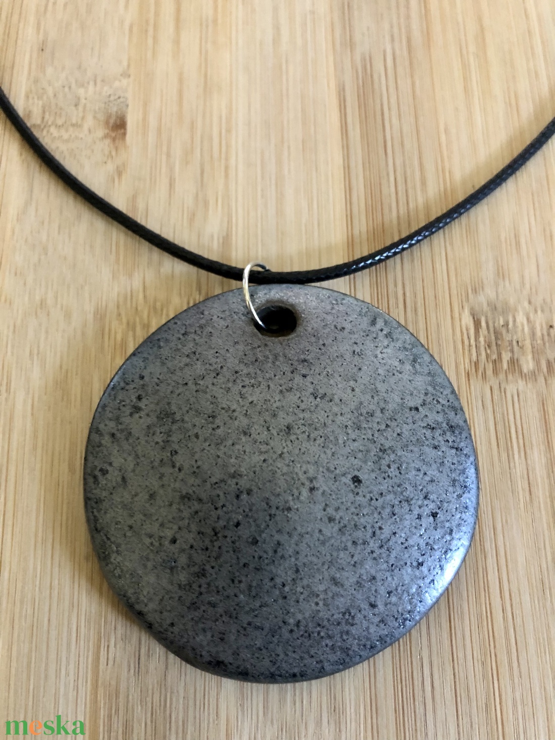 Szürke-kék kerámia nyaklánc - ékszer - nyaklánc - medálos nyaklánc - Meska.hu