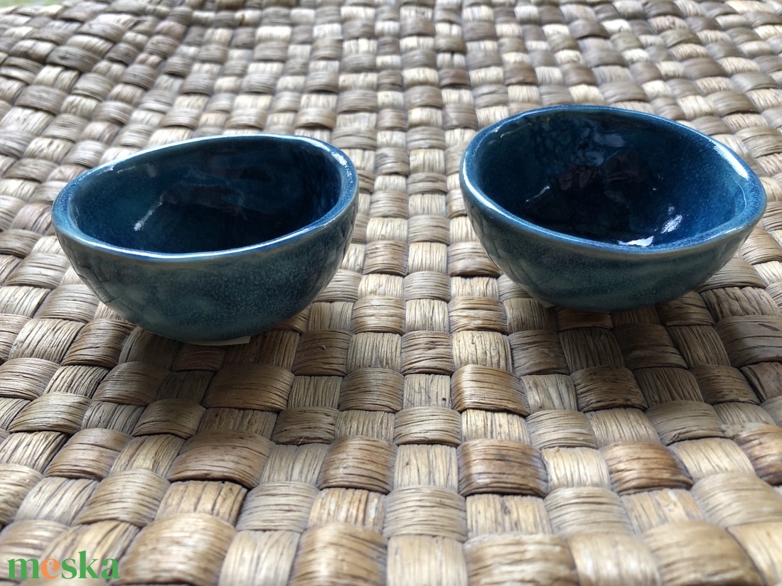 Türkisz-kék kerámia tálka  - otthon & életmód - konyhafelszerelés, tálalás - flaska, csatos üveg - Meska.hu