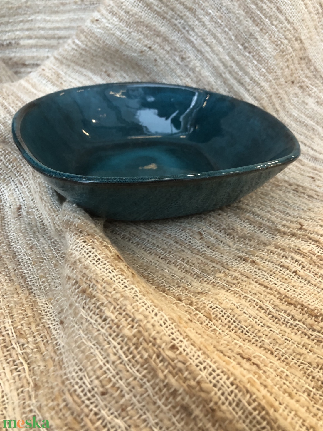 Szögletes türkiz tányér - otthon & életmód - konyhafelszerelés, tálalás - tálalás - tányér & étkészlet - Meska.hu