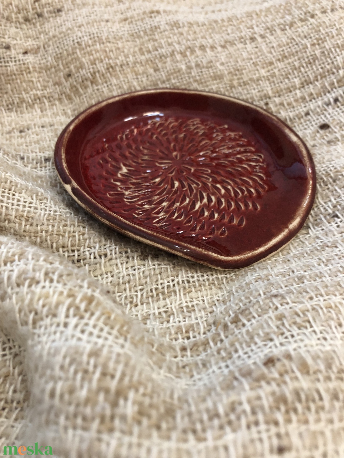 Fokhagyma reszelő / fakanáltartó - piros - otthon & életmód - konyhafelszerelés, tálalás - sütés, főzés - fakanál & fakanáltartó - Meska.hu Fokhagyma reszelő / fakanáltartó - piros - otthon & életmód - konyhafelszerelés, tálalás - sütés, főzés - fakanál & fakanáltartó - Meska.hu