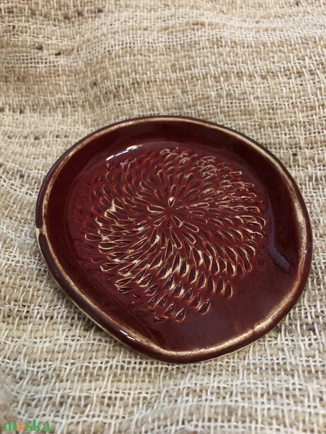 Fokhagyma reszelő / fakanáltartó - piros - otthon & életmód - konyhafelszerelés, tálalás - sütés, főzés - fakanál & fakanáltartó - Meska.hu Fokhagyma reszelő / fakanáltartó - piros - otthon & életmód - konyhafelszerelés, tálalás - sütés, főzés - fakanál & fakanáltartó - Meska.hu