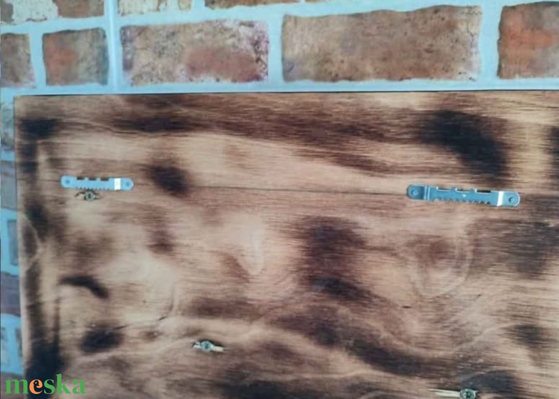 Adj otthont a boraidnak! - Fali bortartó -  - Meska.hu