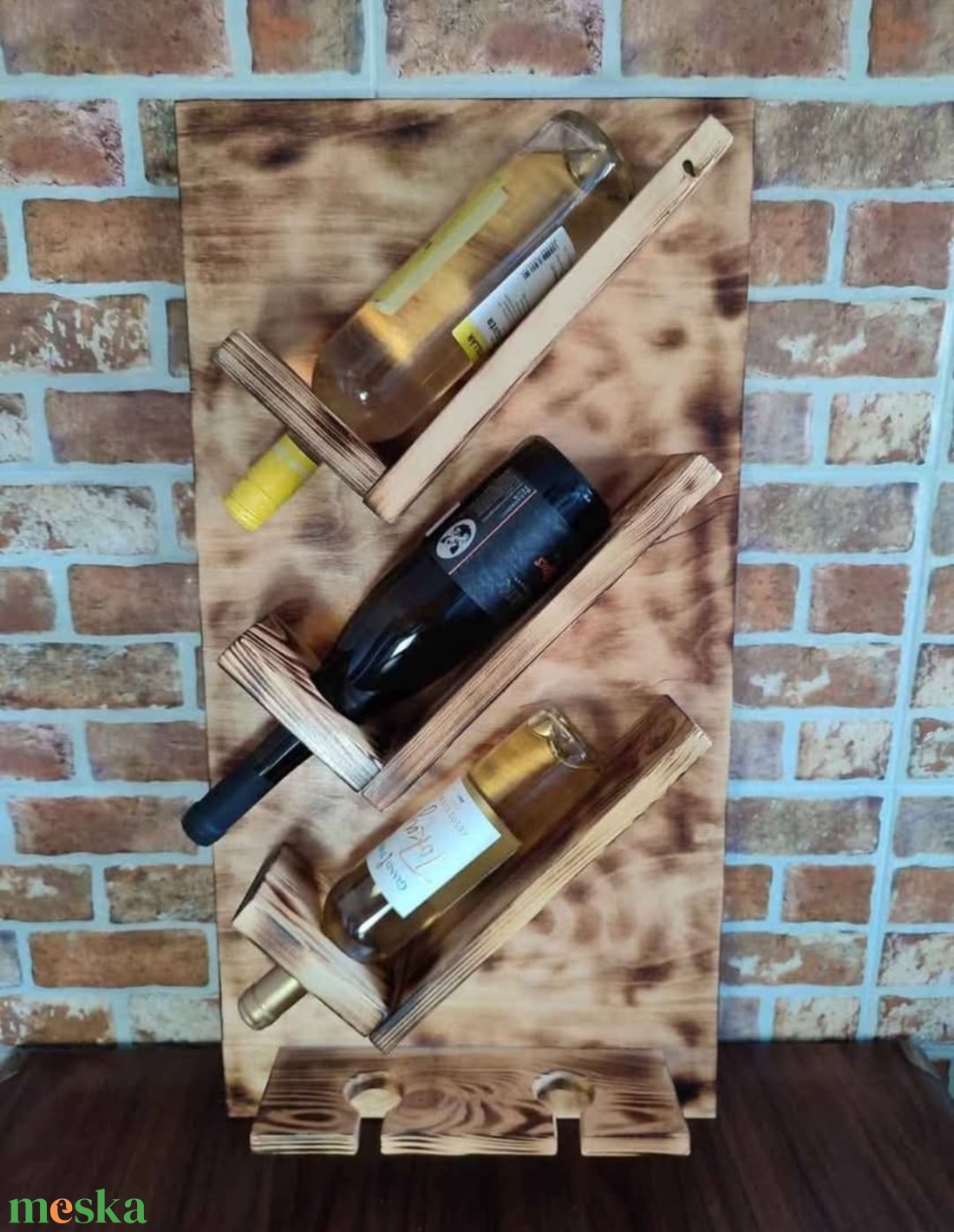 Adj otthont a boraidnak! - Fali bortartó -  - Meska.hu