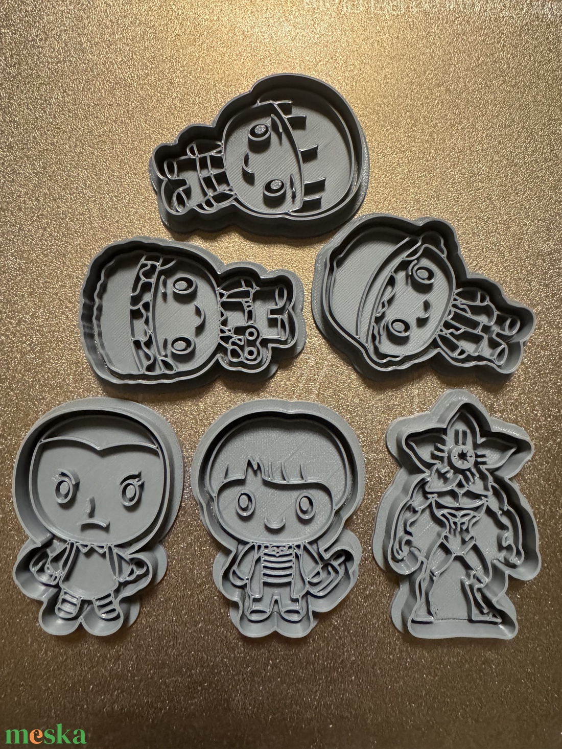 Stranger Things süti- és fondantkiszúró szett - otthon & életmód - konyhafelszerelés, tálalás - sütés, főzés - sütikiszúró - Meska.hu