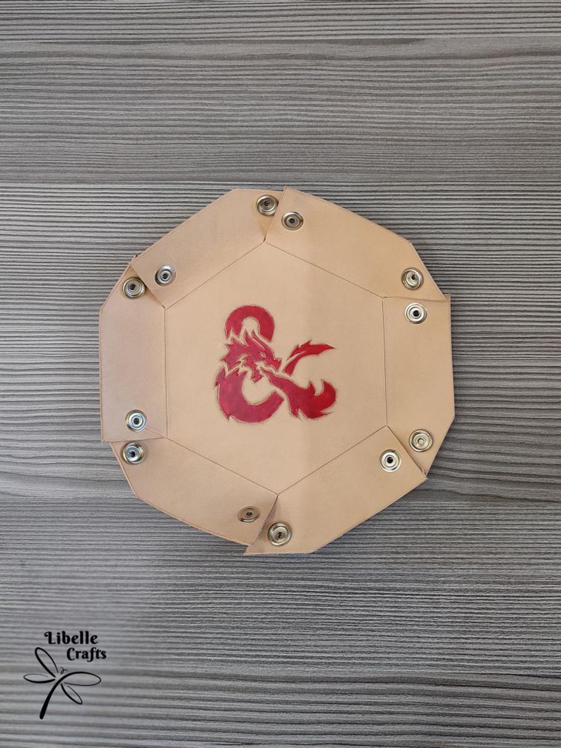 Hatszögletű - Dungeons and Dragons kockadobó tálca - játék & sport - táblajáték és kártyajáték - társasjátékok - dobókocka - Meska.hu