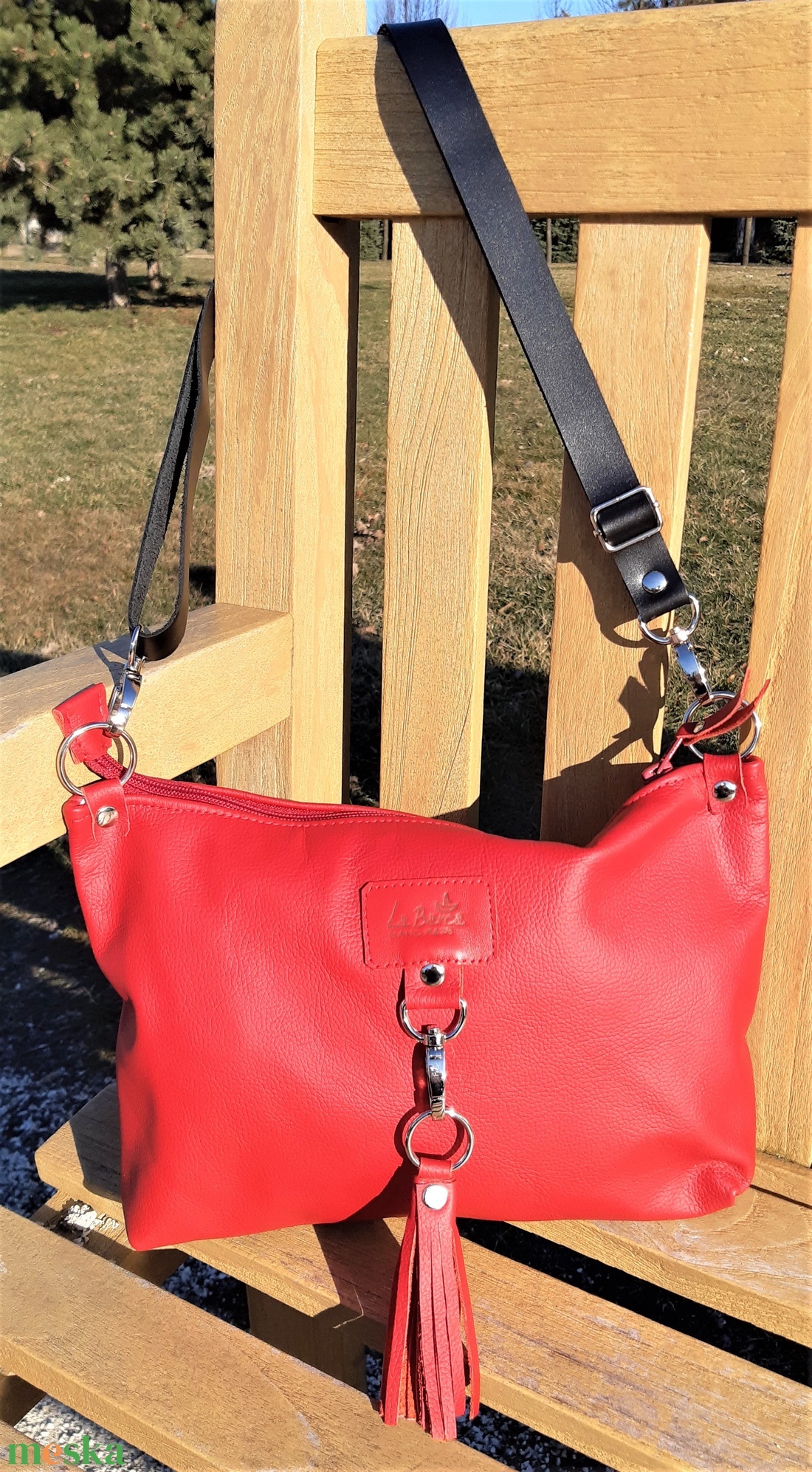 Piros bőr kistáska levehető díszbojttal City XS 003 - táska & tok - kézitáska & válltáska - válltáska - Meska.hu