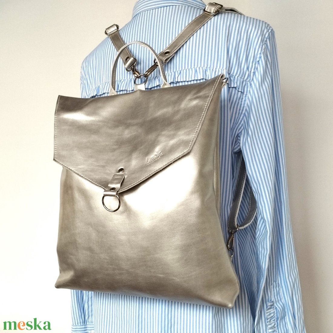 Ezüstszürke hátitáska bőrből vállra is Classica 010 Plus - táska & tok - variálható táska - Meska.hu