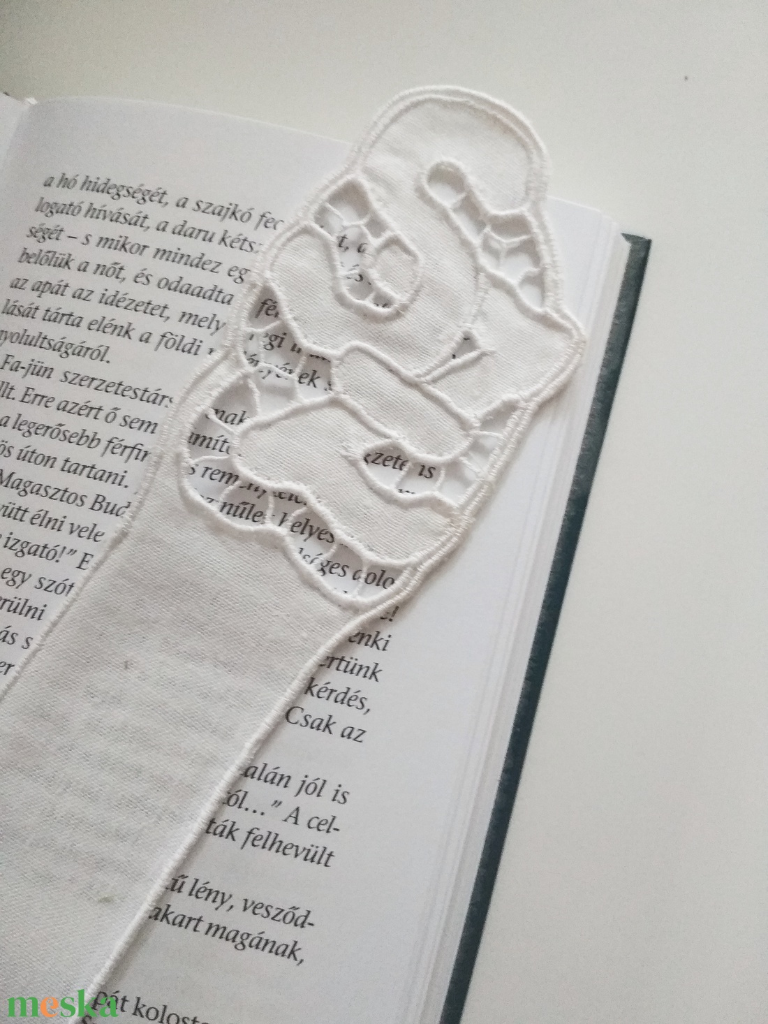 Riseliő csipke könyvjelző - otthon & életmód - dekoráció - asztal és polc dekoráció - horgolt & csipketerítő - Meska.hu Riseliő csipke könyvjelző - otthon & életmód - dekoráció - asztal és polc dekoráció - horgolt & csipketerítő - Meska.hu