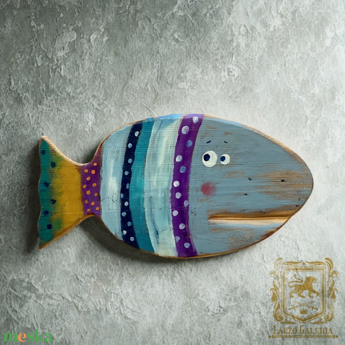 Csíkos is pettyes is - Rusztikus Fatábla, Ajándék ötlet, Gyerekszoba, Egyedi Falidísz, Hal - otthon & életmód - dekoráció - fali és függő dekoráció - falra akasztható dekor - Meska.hu