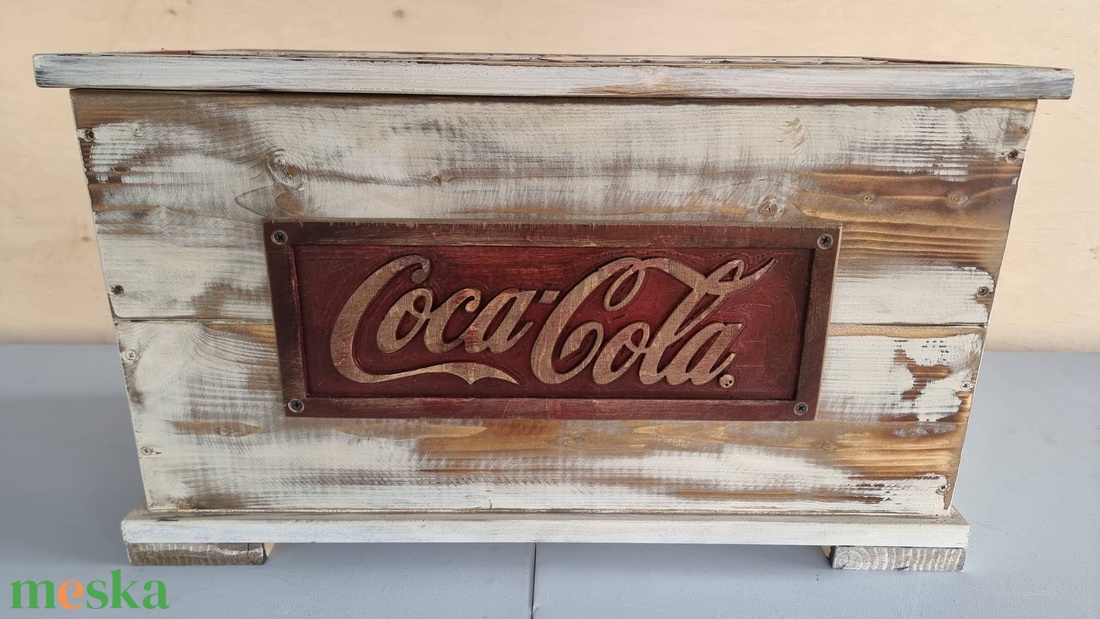 Coca Cola faláda - otthon & életmód - bútor - más bútor - Meska.hu Coca Cola faláda - otthon & életmód - bútor - más bútor - Meska.hu
