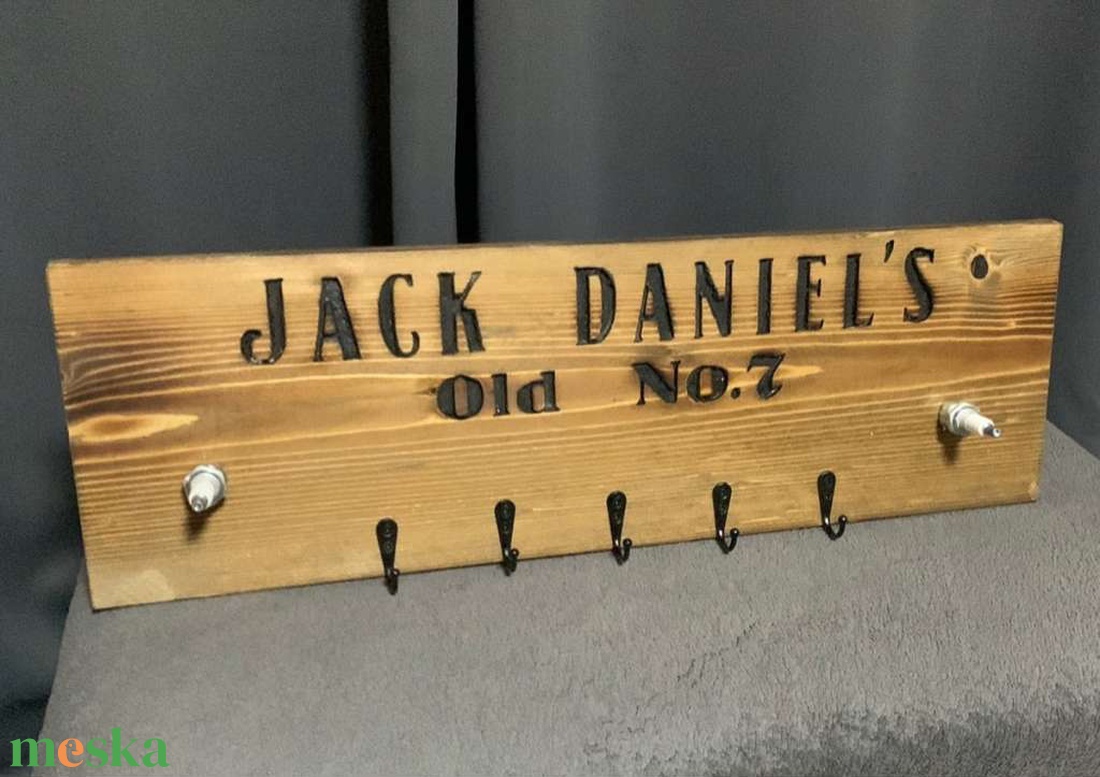 Jack Daniels ruhaakasztó - otthon & életmód - bútor - más bútor - Meska.hu Jack Daniels ruhaakasztó - otthon & életmód - bútor - más bútor - Meska.hu