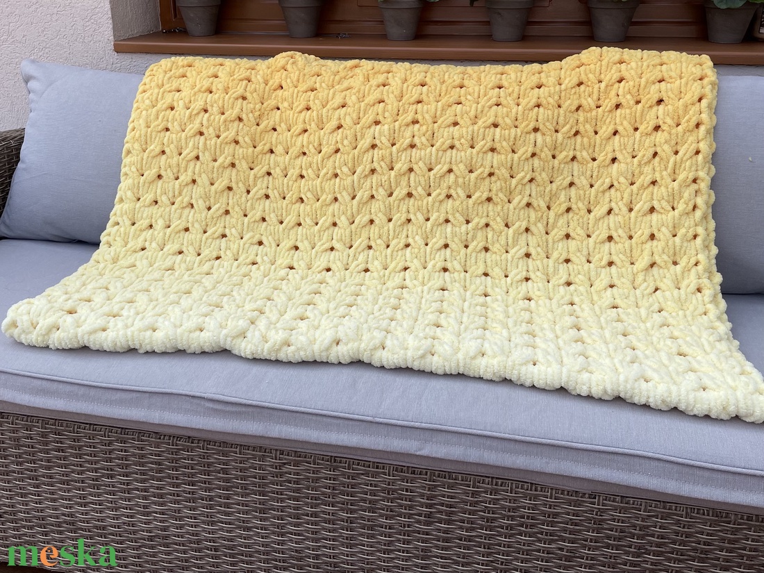 Napsárga színátmenetes kötött takaró - otthon & életmód - lakástextil - felnőtt takaró, pléd - Meska.hu