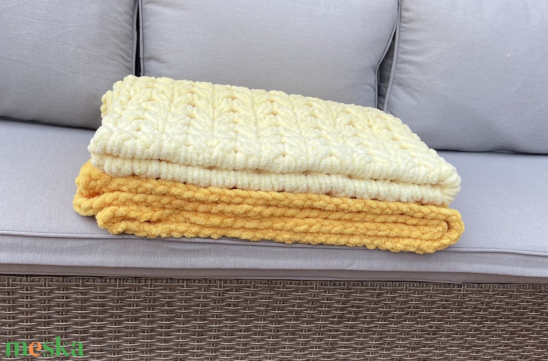 Napsárga színátmenetes kötött takaró - otthon & életmód - lakástextil - felnőtt takaró, pléd - Meska.hu