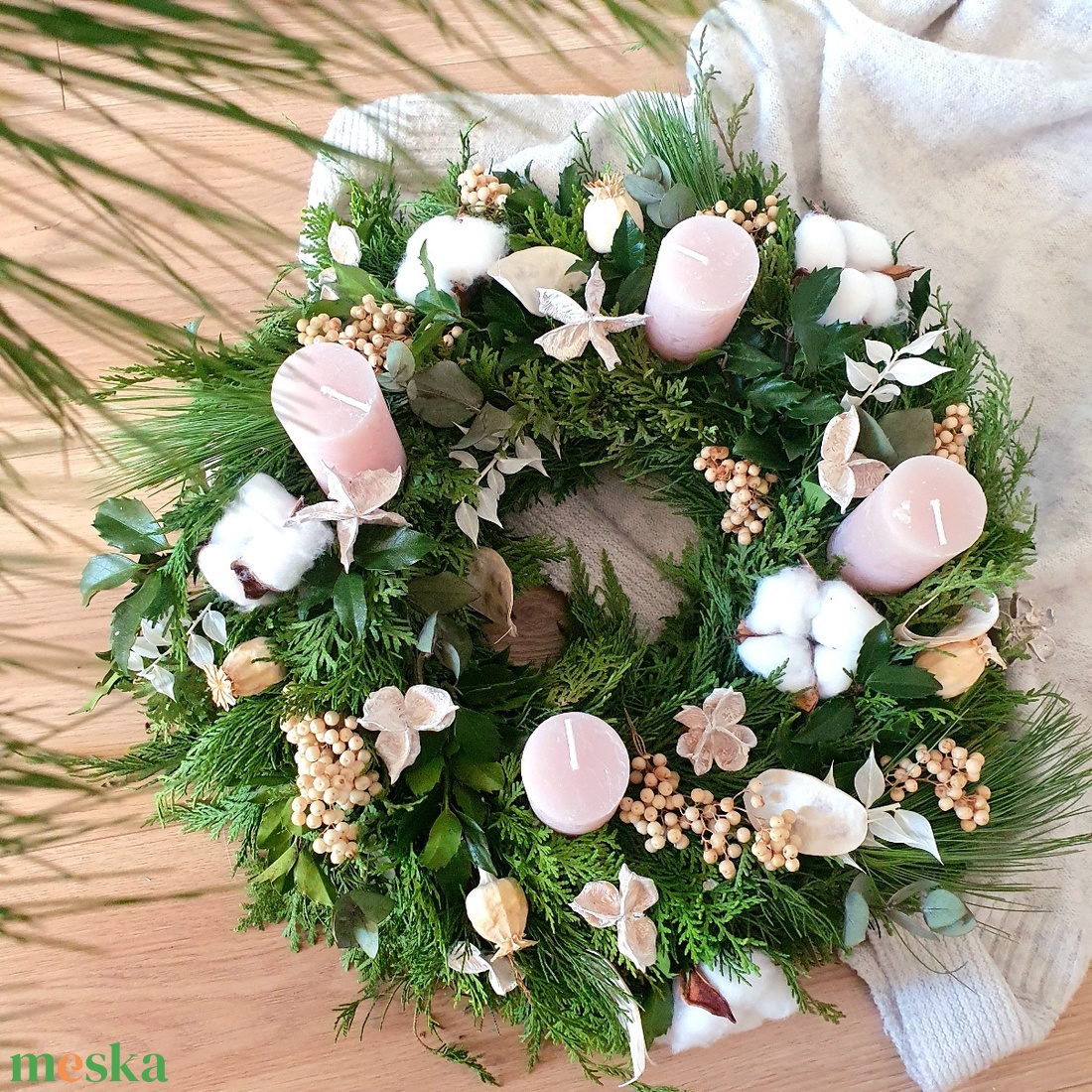 Élő fenyős adventi koszorú - White and Merry - karácsony - adventi díszek - adventi koszorú - Meska.hu