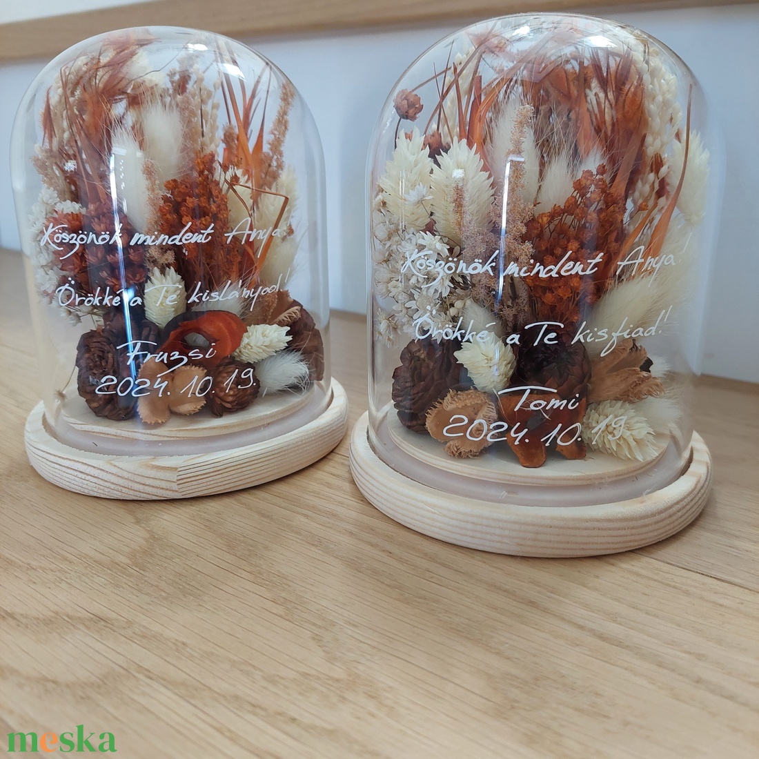 Szülőköszöntő szárazvirág üvegbúra esküvőre, anyák napjára, születésnapra, 15 cm magas - esküvő - emlék & ajándék - szülőköszöntő ajándék - Meska.hu Szülőköszöntő szárazvirág üvegbúra esküvőre, anyák napjára, születésnapra, 15 cm magas - esküvő - emlék & ajándék - szülőköszöntő ajándék - Meska.hu