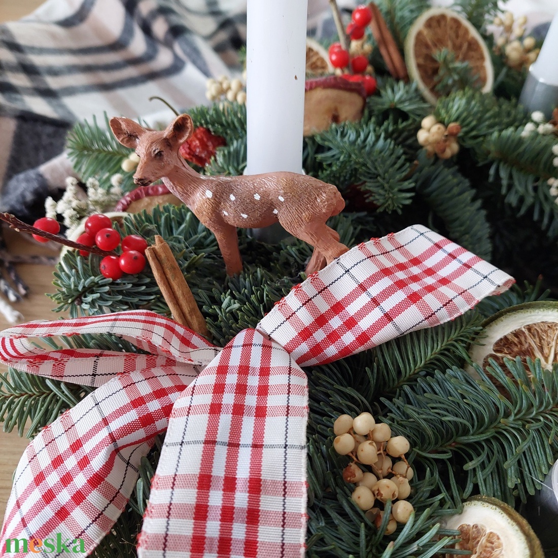 Élő fenyős adventi koszorú - Mesevilág - karácsony - adventi díszek - adventi koszorú - Meska.hu