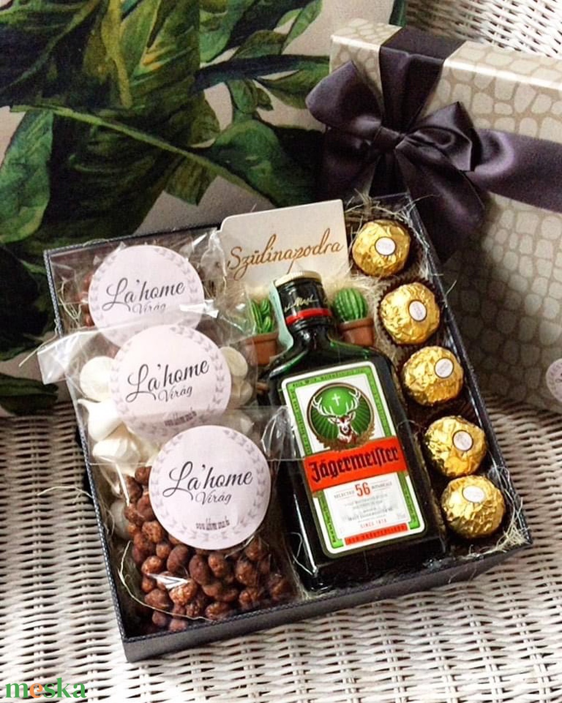Ajándék box J�germeisterel - otthon & életmód - dekoráció - Meska.hu