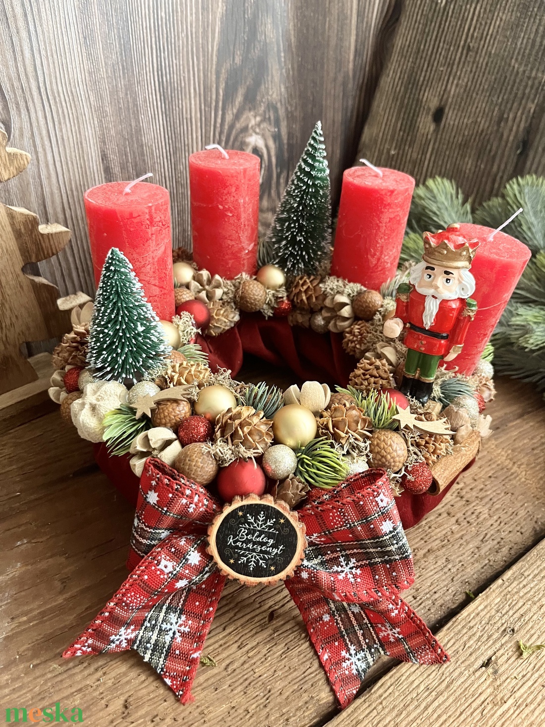 Diótörő adventi koszorú-piros - karácsony - adventi díszek - adventi asztaldísz - Meska.hu