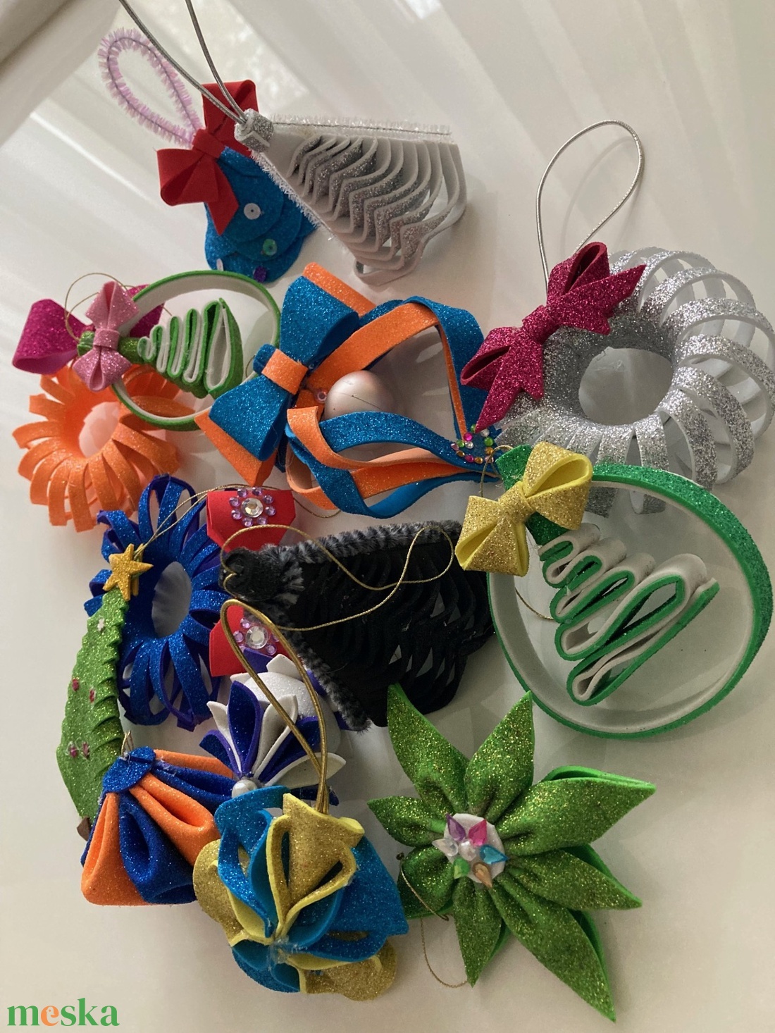 Kézműves karácsonyi díszek - karácsony - karácsonyi lakásdekoráció - karácsonyfadíszek - Meska.hu