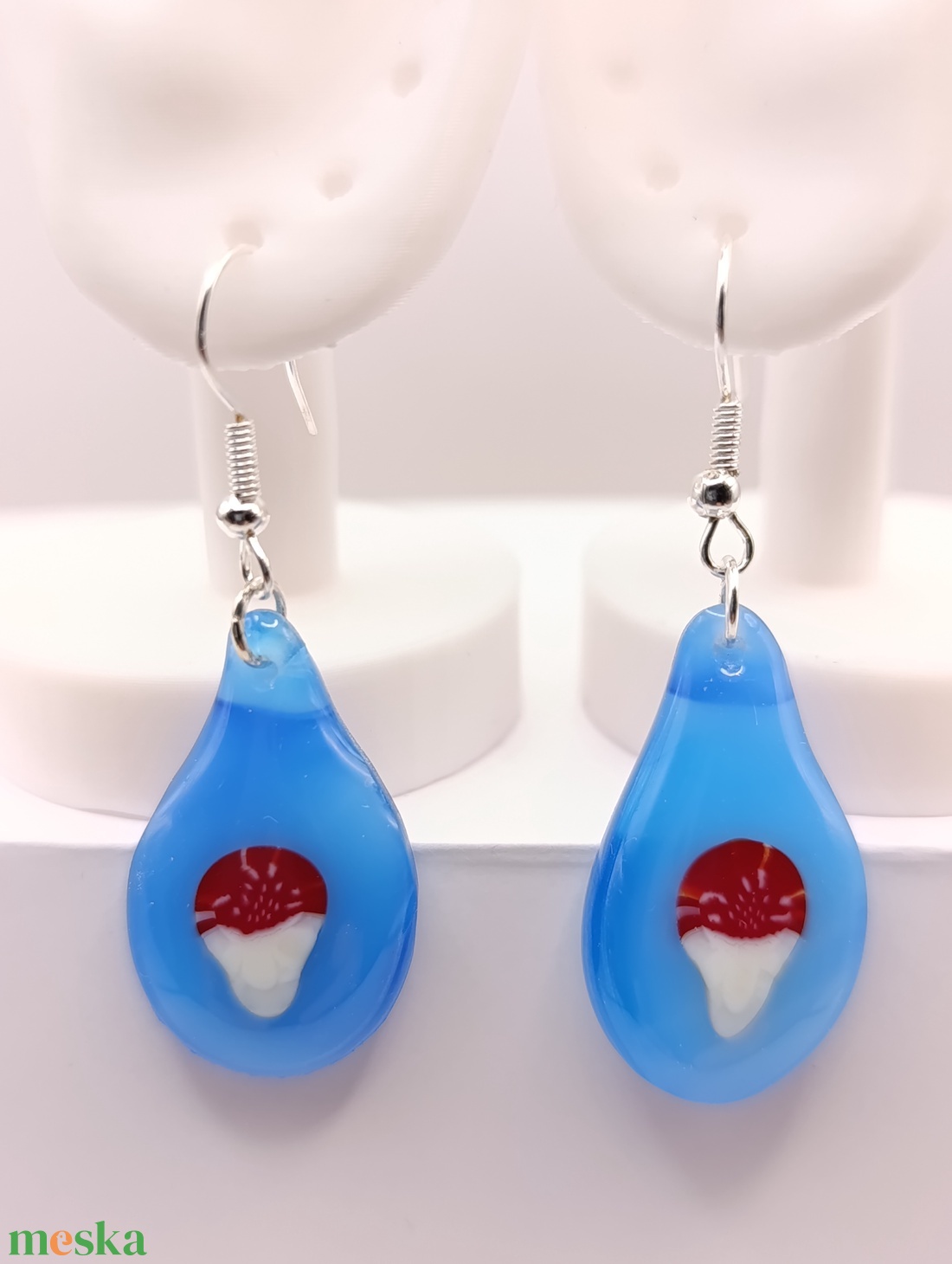 Stilizált gombák kék alapon - ékszer - fülbevaló - lógó fülbevaló - Meska.hu