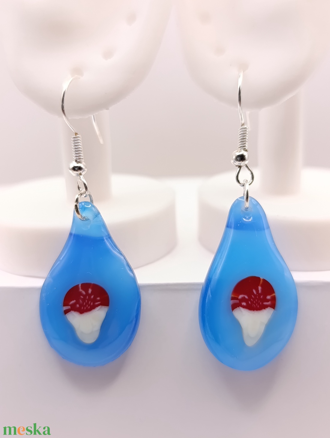 Stilizált gombák kék alapon - ékszer - fülbevaló - lógó fülbevaló - Meska.hu