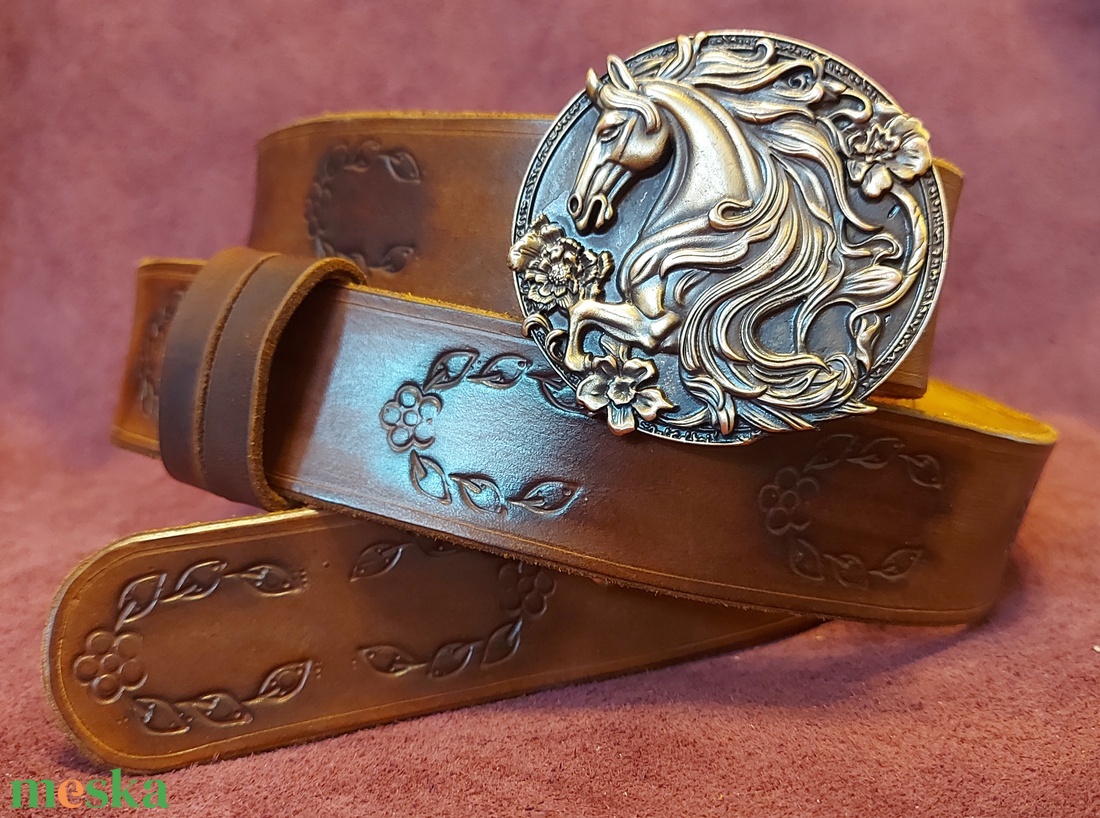 Marhabőr Derék öv Lovas csattal - esküvő - kiegészítők - öv & pánt - Meska.hu
