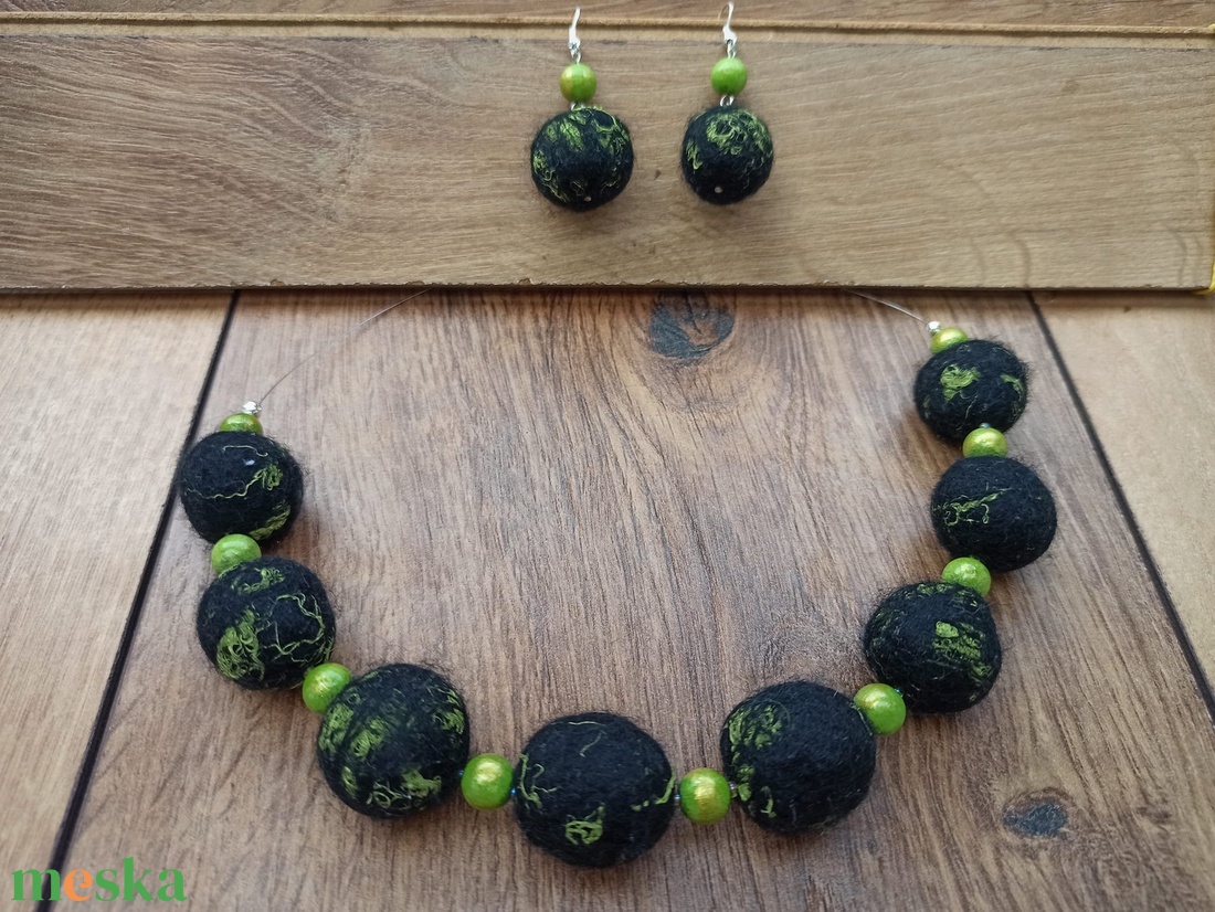 Mátrix nemezékszer együttes - ékszer - ékszerszett - Meska.hu