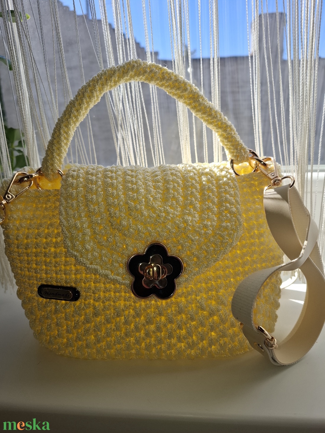 Sunny Flower  kézzel horgolt női táska (La Nelly) - táska & tok - kézitáska & válltáska - vállon átvethető táska - Meska.hu