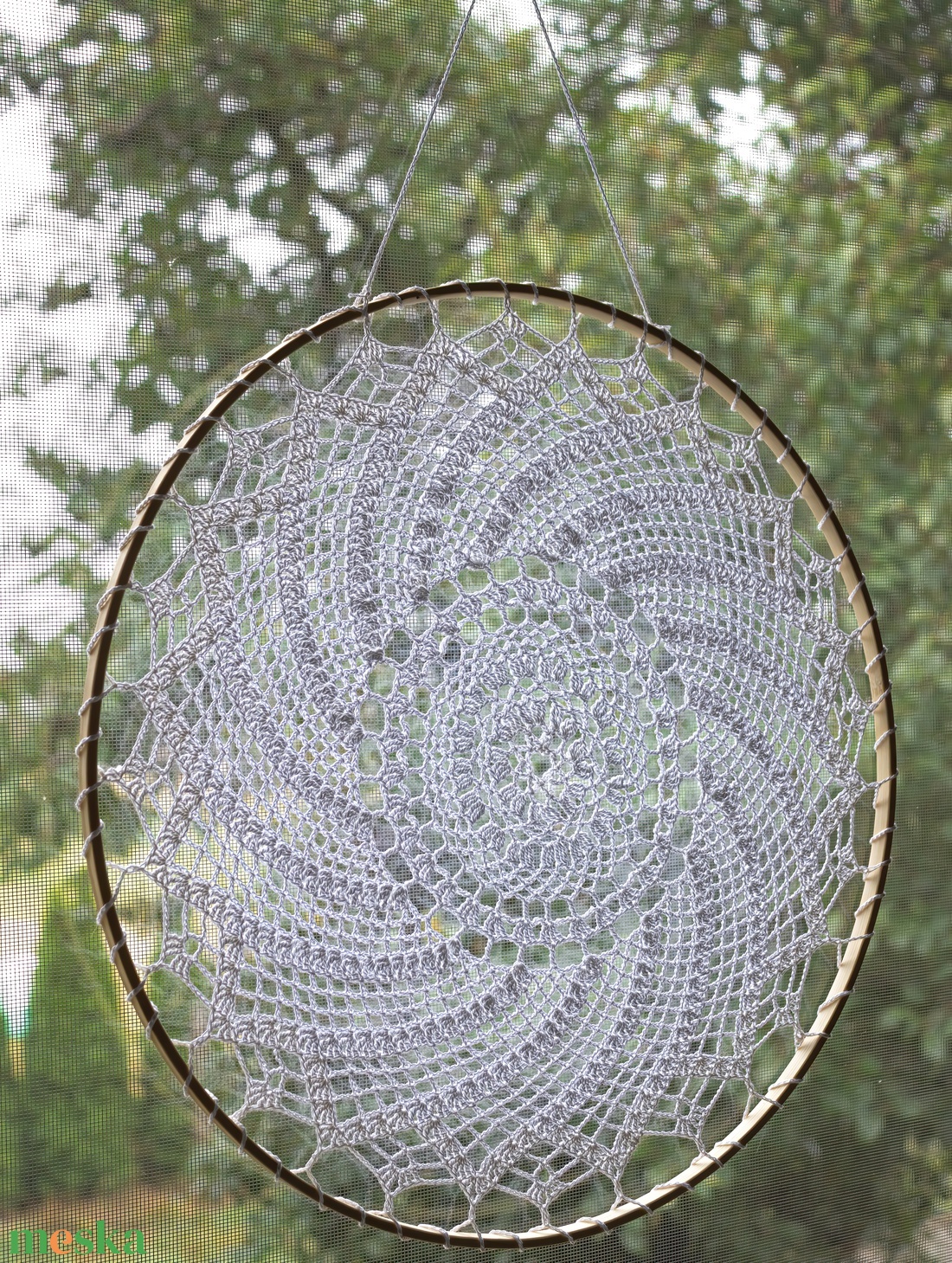 Fehér horgolt mandala 40 cm - otthon & életmód - dekoráció - fali és függő dekoráció - függődísz - Meska.hu
